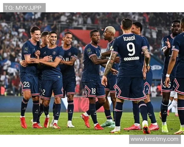 红军与巴黎圣日耳曼的巅峰对决谁能笑到最后